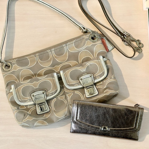 Coach Poppy Taupe Silver Metallic Signature Jacquard Convertible Bag + Wallet - Picture 1 of 15